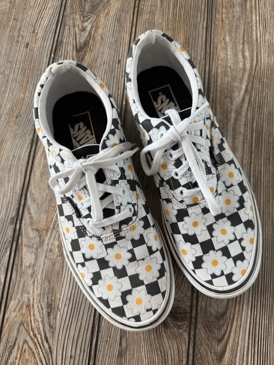 Vans Shoes - Vans daisy sneakers 8.5 checkered Doheny style floral Y2K attire